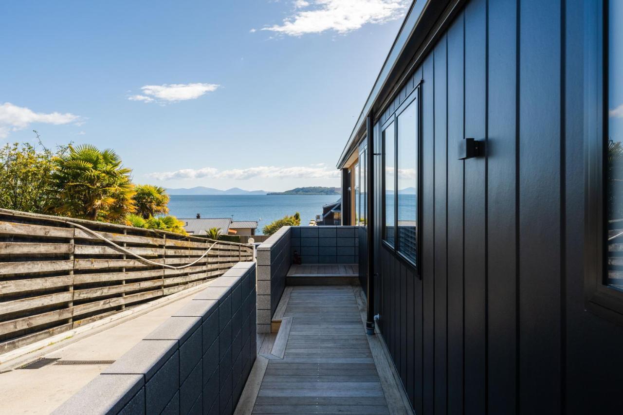 Lakeview Terrace - Taupo Holiday Home Eksteriør billede